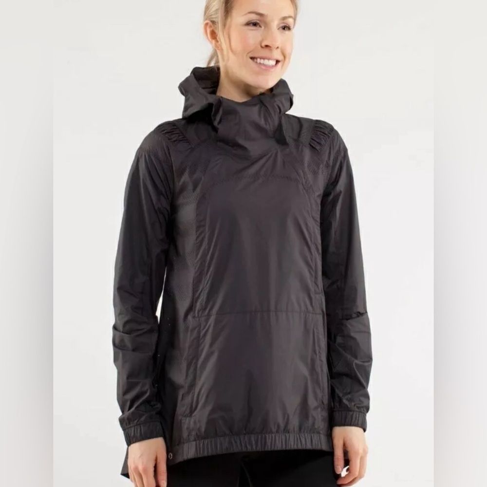 Lululemon Pack & Go Rain Lightweight Windbreaker Pullover Water Resistant Jacket
